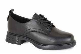 MONNA LISA Buty ze sznurowadłami. 