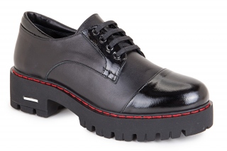 MONNA LISA Buty ze sznurowadłami. 