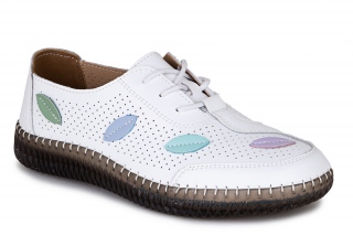 ML Buty ze sznurowadłami. 