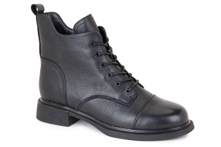 FERMANI Kozaki ze sznurowadłami. 