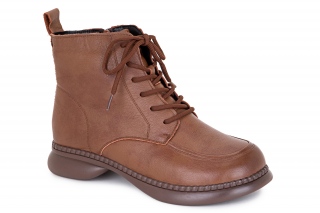 FERMANI Kozaki ze sznurowadłami. 