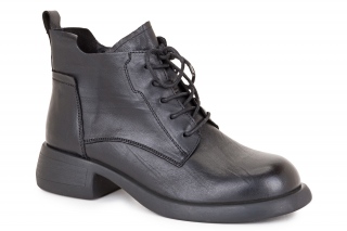 FERMANI Kozaki ze sznurowadłami. 