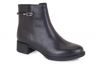 FERMANI Damskie botki. 